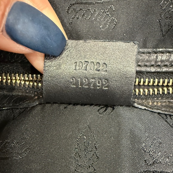 Gucci Black Patent Hysteria Handbag - Picture 7 of 14